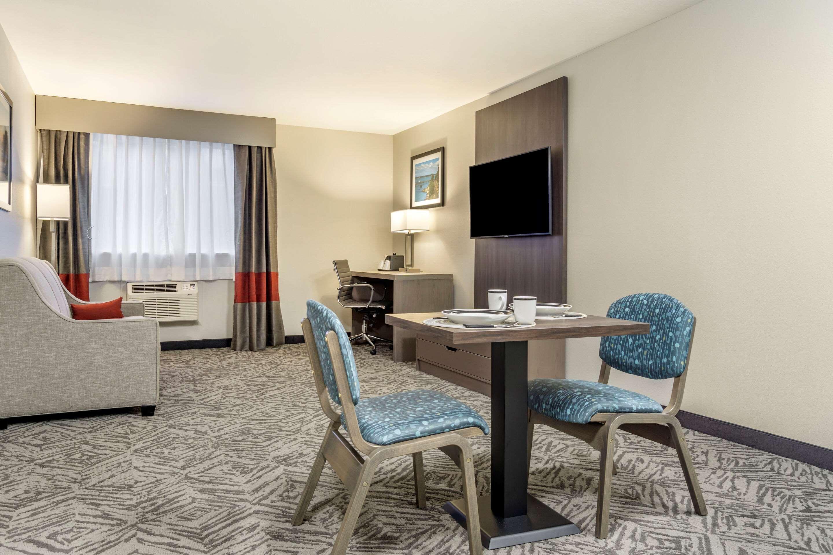 Comfort Inn & Suites Pacific - Auburn Eksteriør bilde