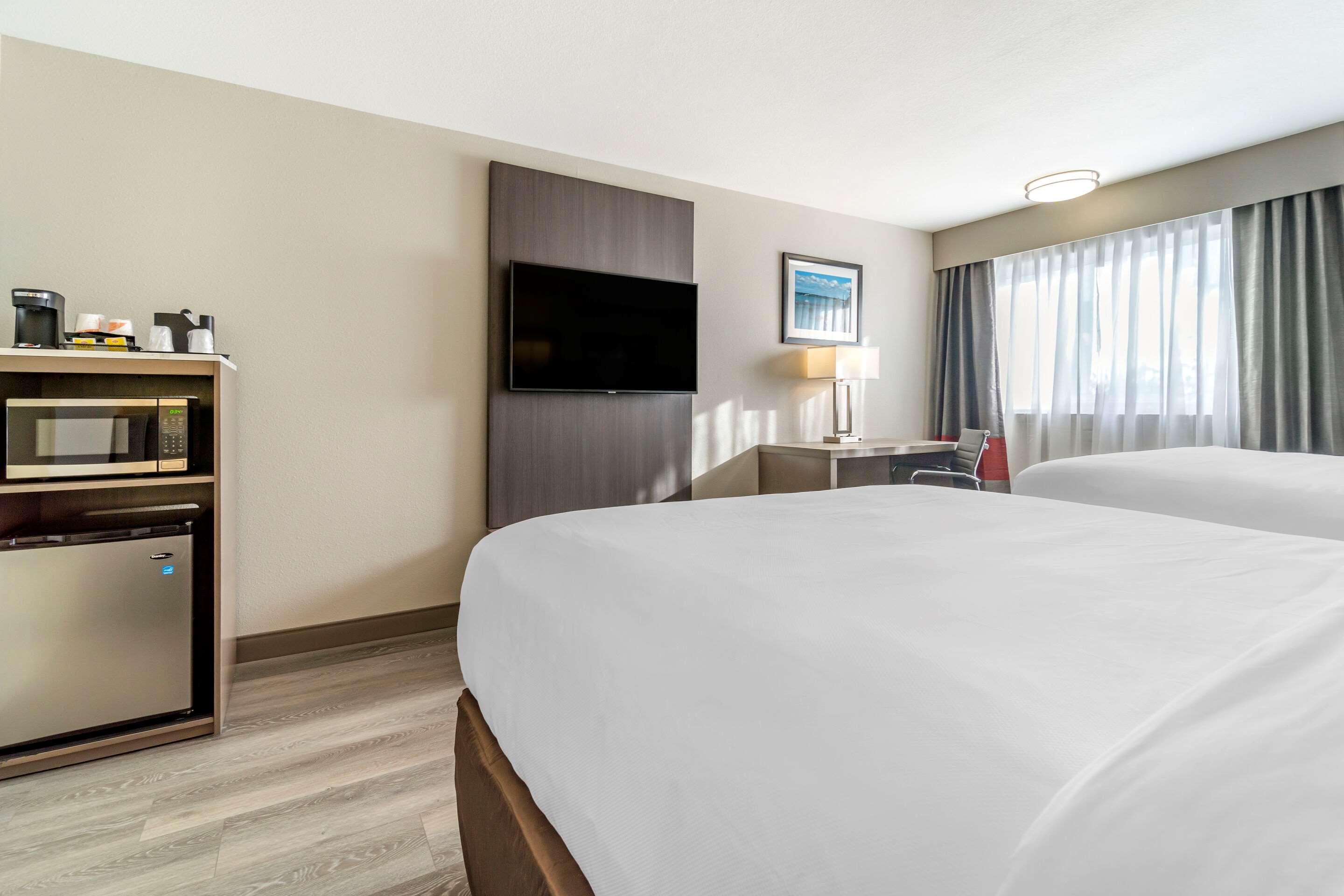 Comfort Inn & Suites Pacific - Auburn Eksteriør bilde