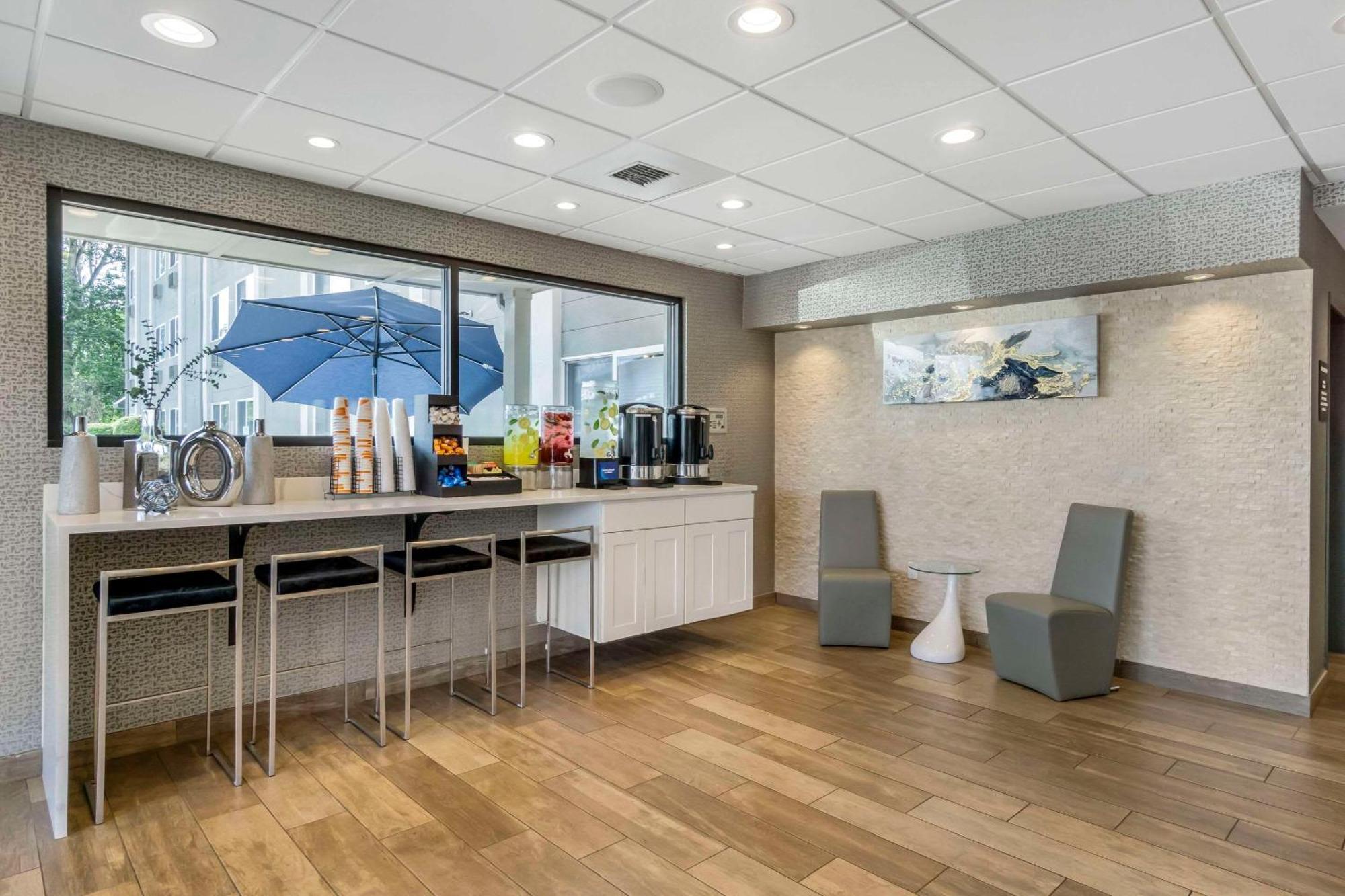 Comfort Inn & Suites Pacific - Auburn Eksteriør bilde