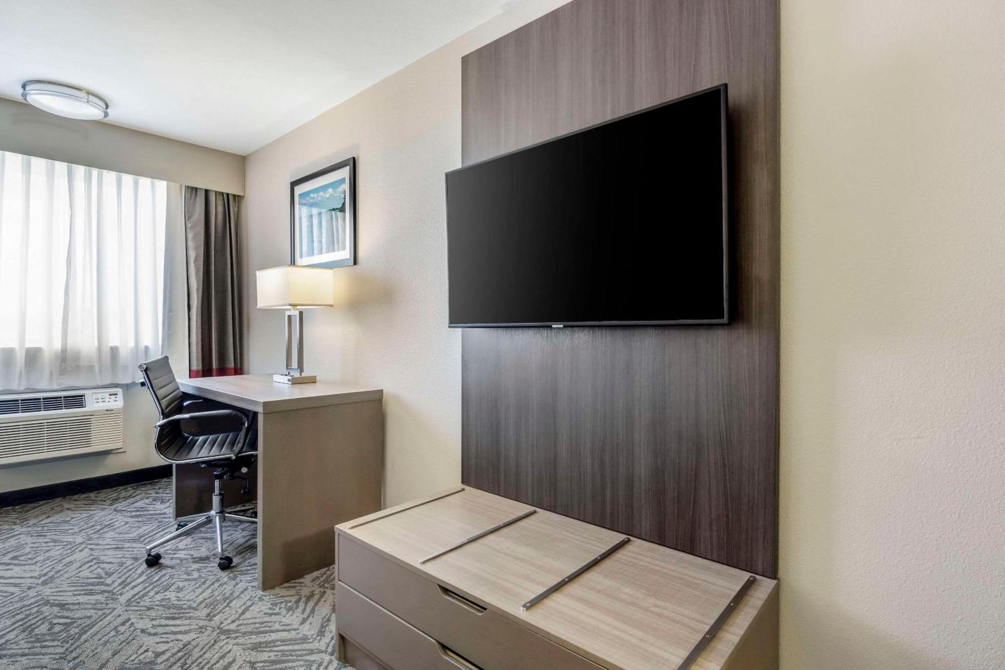 Comfort Inn & Suites Pacific - Auburn Eksteriør bilde